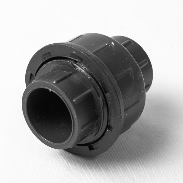 UNION UNIVERSAL 1″ PVC –